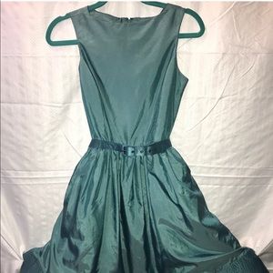 Size 2 Isaac mizrahi tea length dress